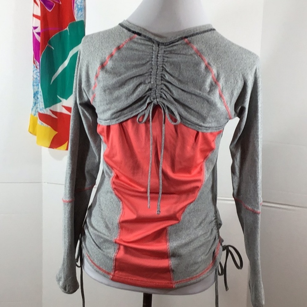 Lucy Dashing Stripes Yoga Top M